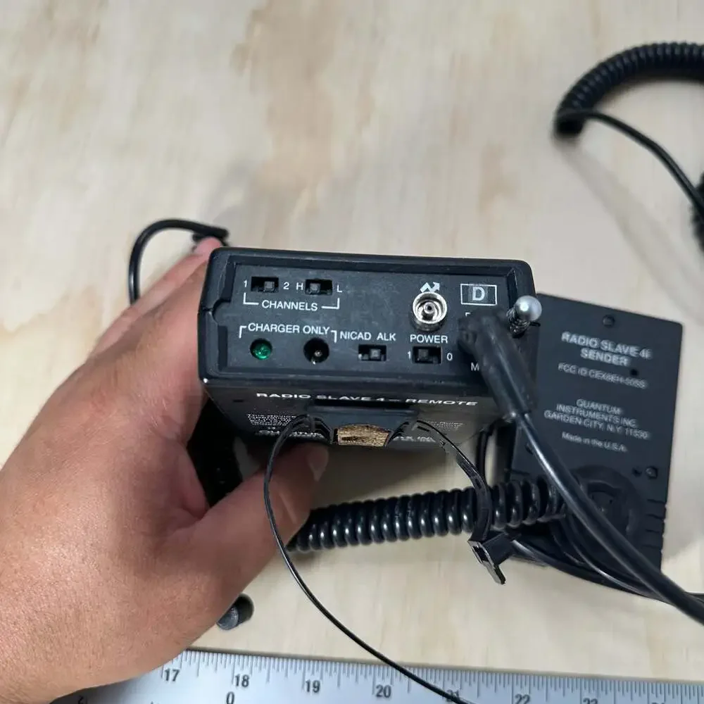 Quantum Instruments Radio Slave 4 & 4i Wireless Flash Trigger Set